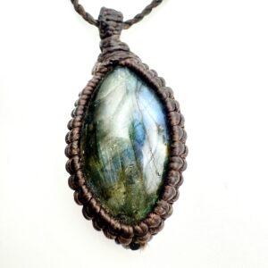 Wisior Labradoryt #2